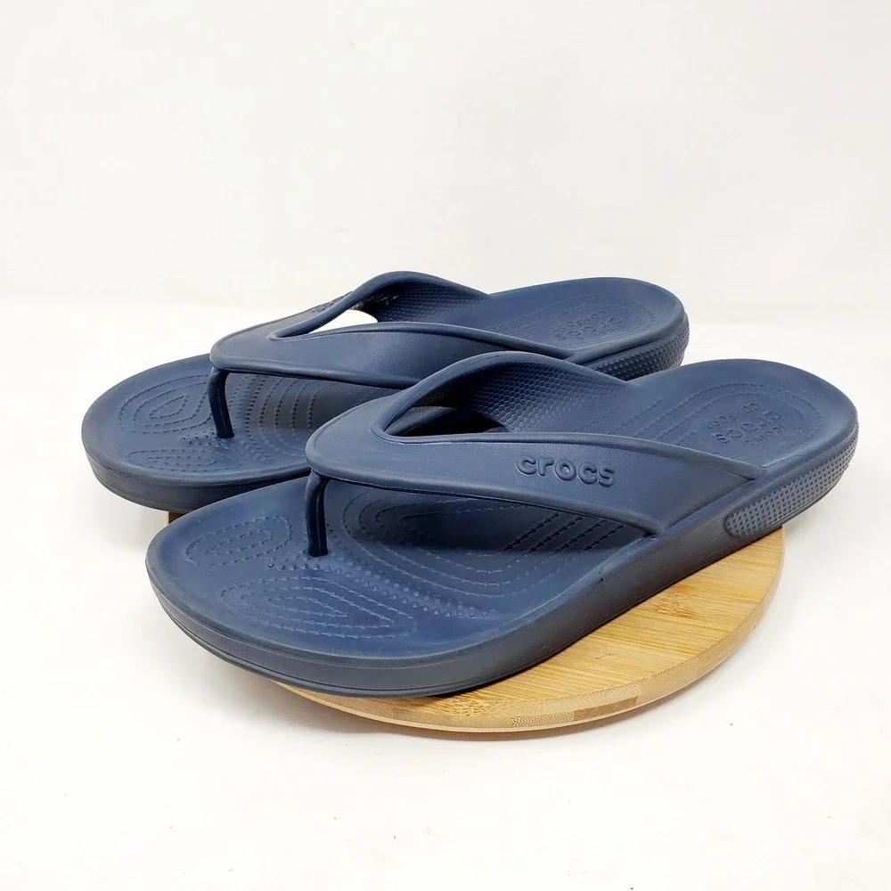 Crocs Sandals Mens 11 Blue Slip‎ On Classic II Flip Flop Sandals Pool Beach Blue